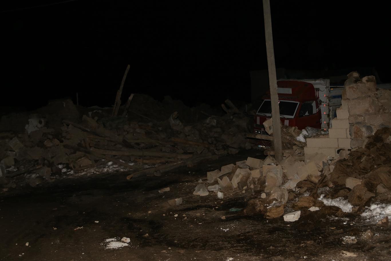 İkinci deprem Gelenler köyünde büyük hasara neden oldu